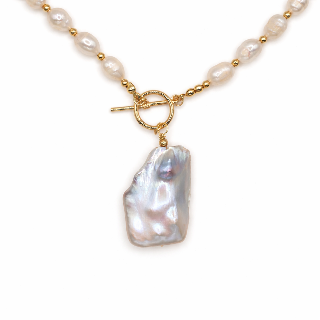Moon Tide Pearl Necklace
